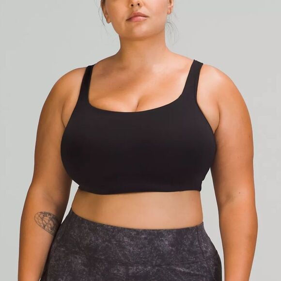 Lululemon All Powered Up Bra 32D Medium Support sports bra black‎ NWT - Picture 3 of 8